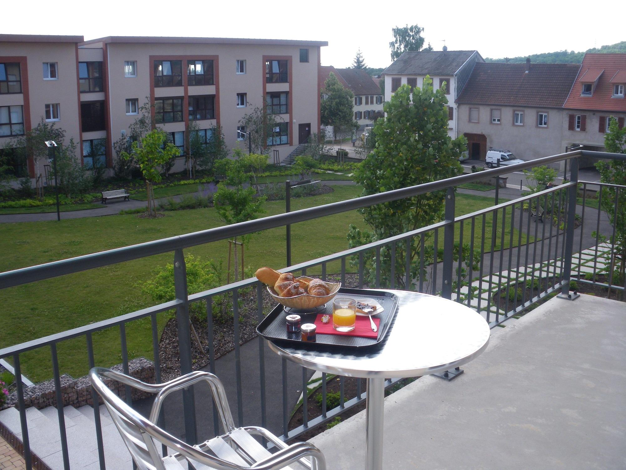 Comfort Aparthotel Mutzig Portes D'Alsace Екстериор снимка