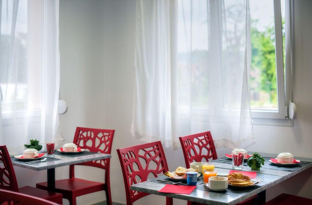 Comfort Aparthotel Mutzig Portes D'Alsace Екстериор снимка